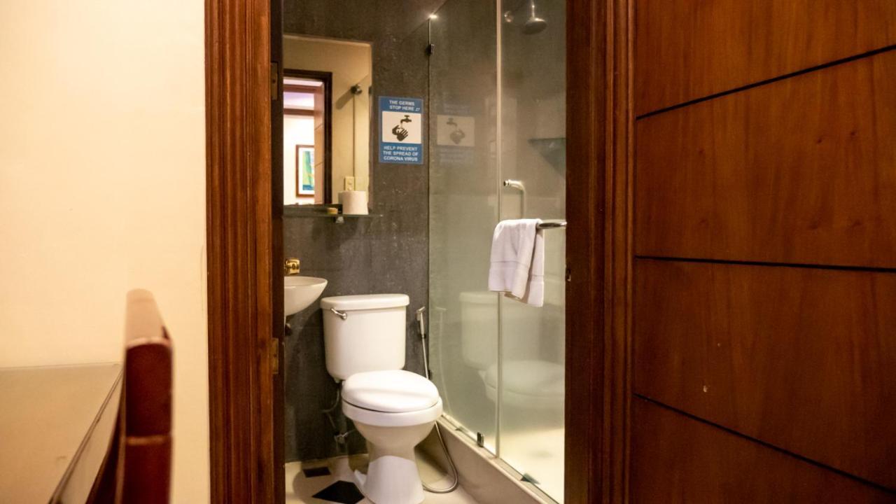 Fields Palace Hotel Анхелес Екстер'єр фото